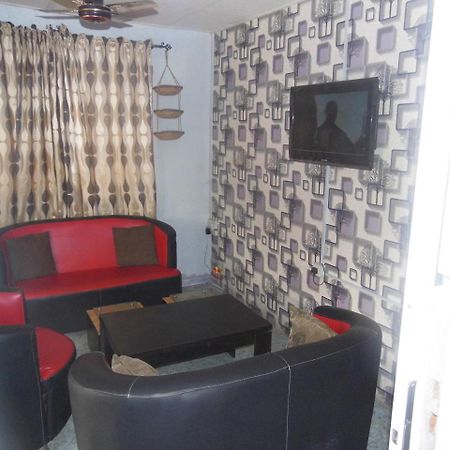 Legendary Inn & Lounge Bale Akiosi Extérieur photo
