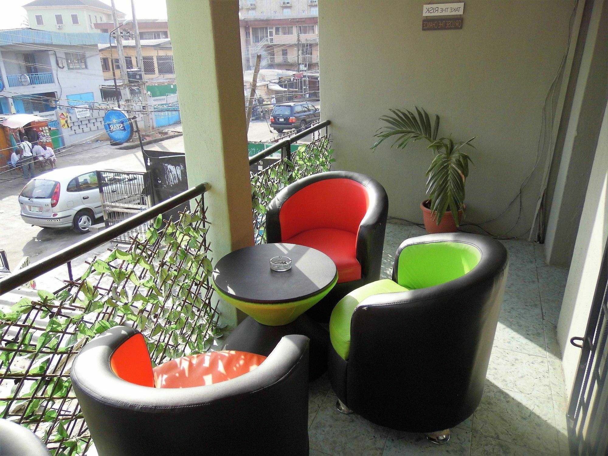 Legendary Inn & Lounge Bale Akiosi Extérieur photo